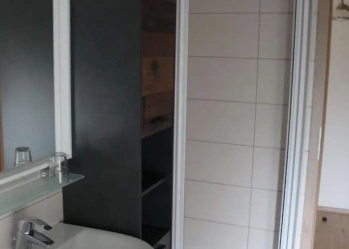Tenne2 2 Pers Röbel